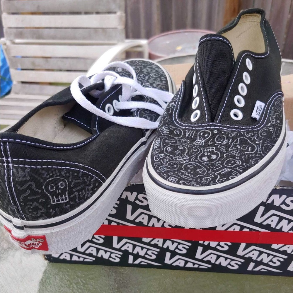 Vans Authentic Custom Skull Art Design